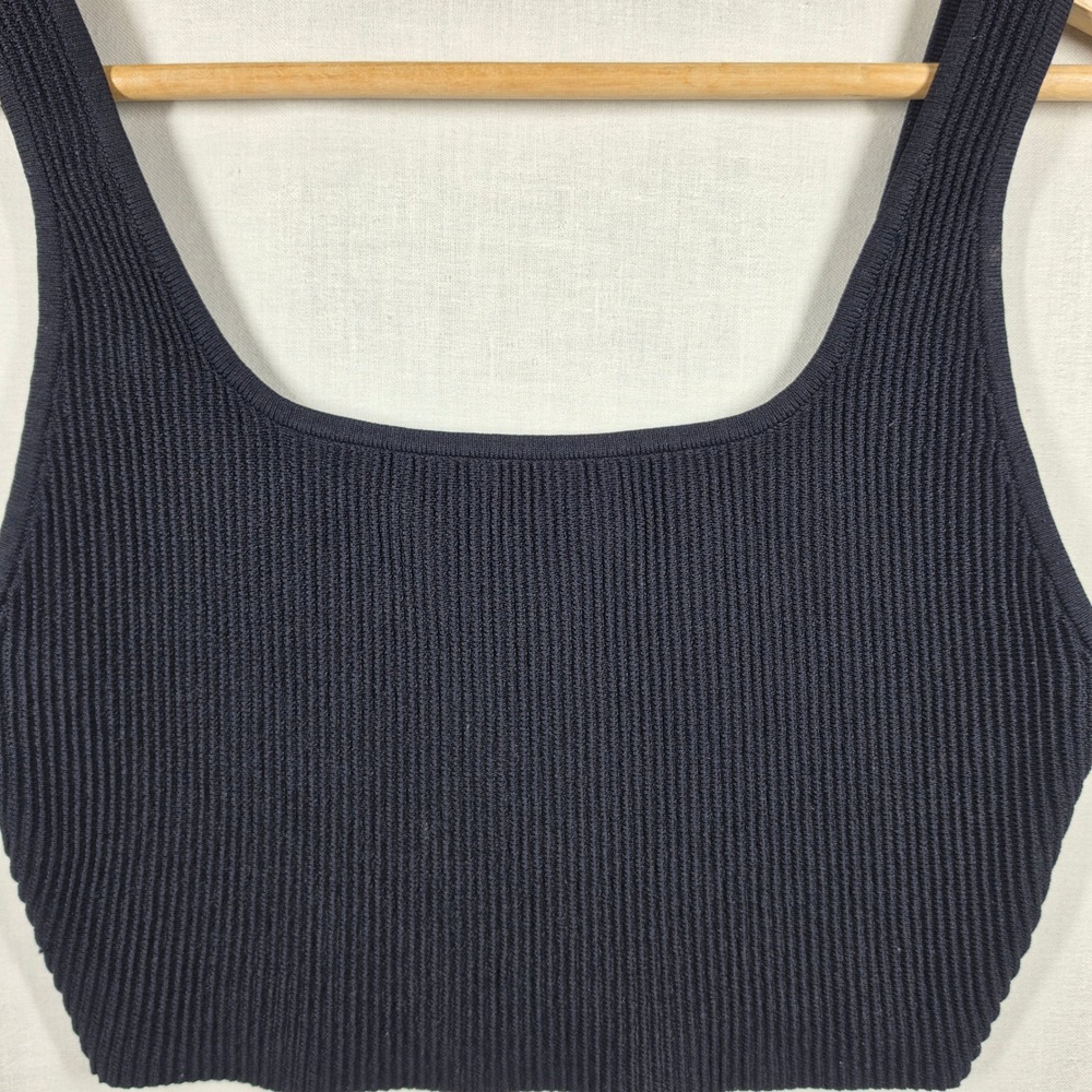 Aritzia Babaton Sculpt Crop Top Womens Medium Black Ribbed Knit Square Neck - Picture 4 of 9